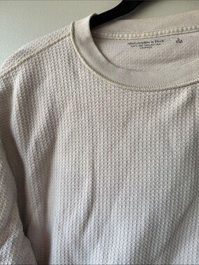 Abercrombie & Fitch Off-White Waffle Knit Pullover small 100% cotton